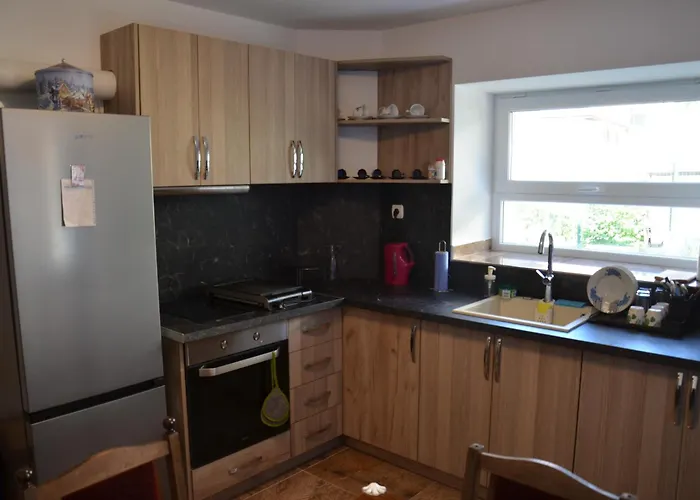 за гости мартинови 度假居 兹拉托格勒